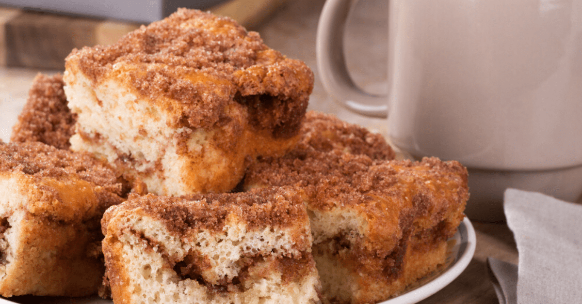 Apple Streusel Coffee Cake - That Skinny Chick Can Bake