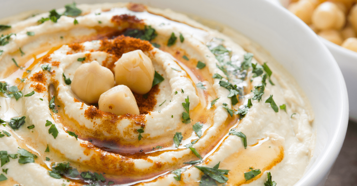 What to Eat with Hummus: 16 Creative Ideas