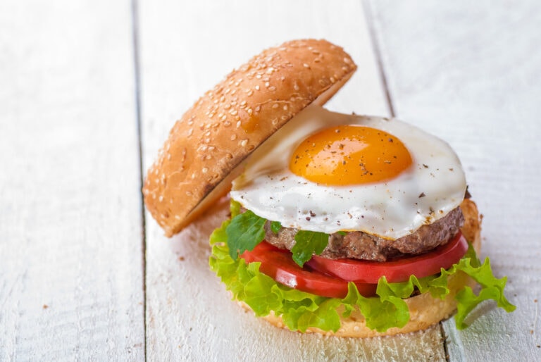 Hamburger with Egg: A Culinary Exploration