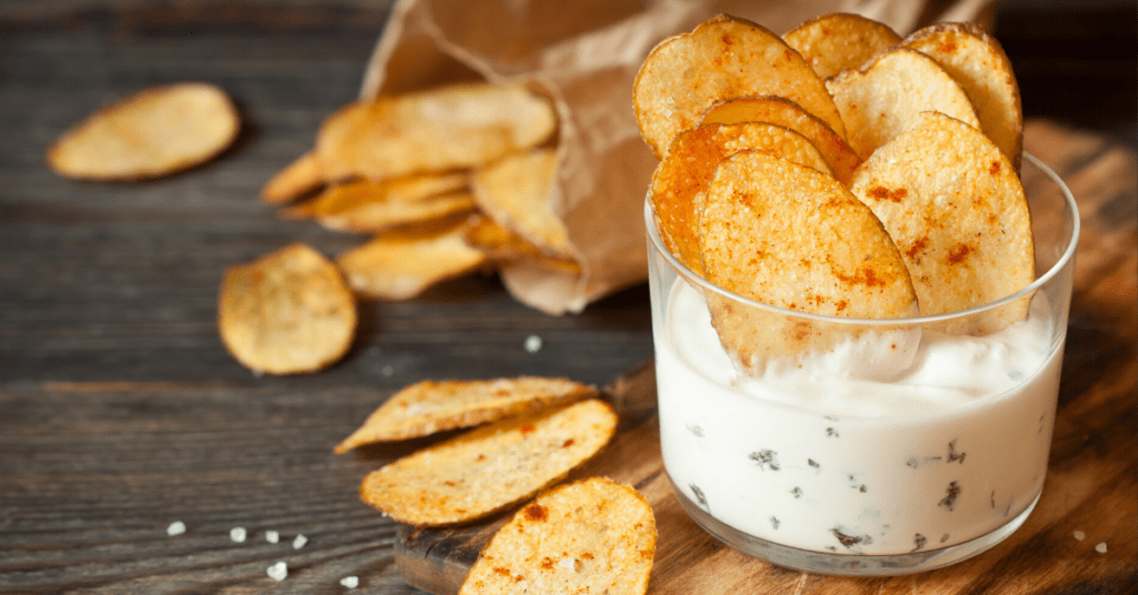 Clam Dip With Potato Chips