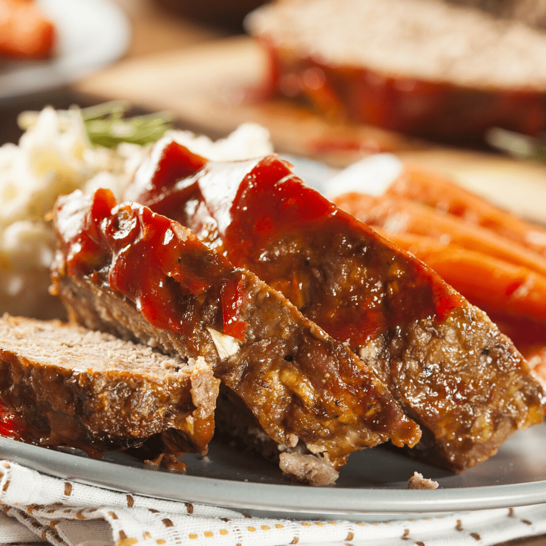 Meatloaf with Carrots and Mashed Potatoes