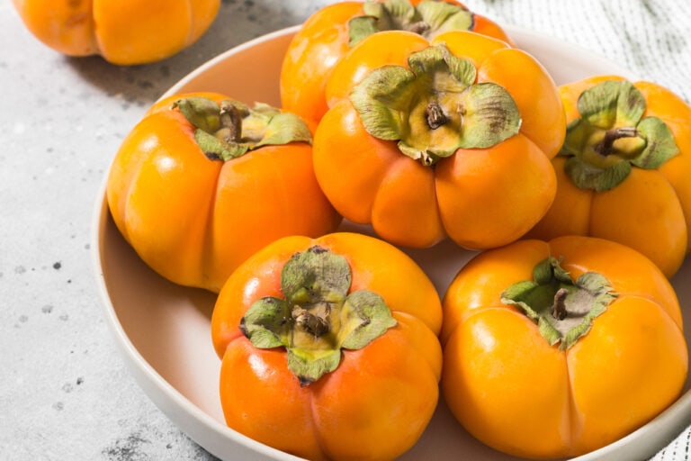 Fruits That Start with P Insanely Good