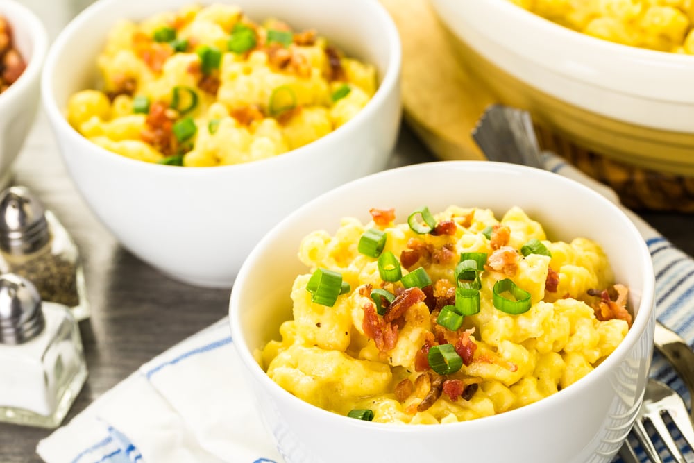 Mac and Cheese With Bacon Bits