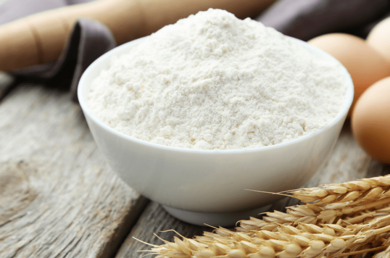 All-Purpose Flour VS Self-Rising Flour (What's the Difference?)