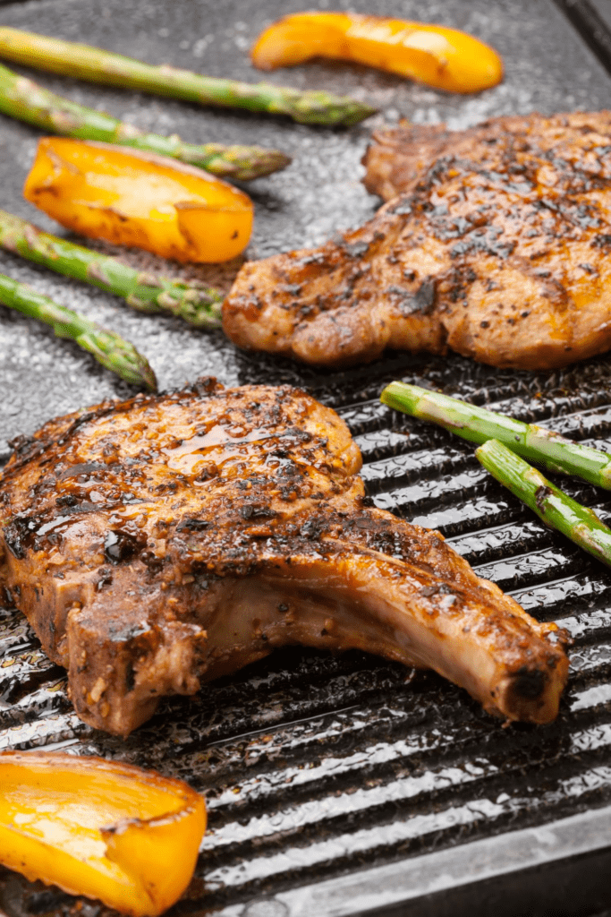 Grilled Porkchop with Asparagus and Bell Pepper
