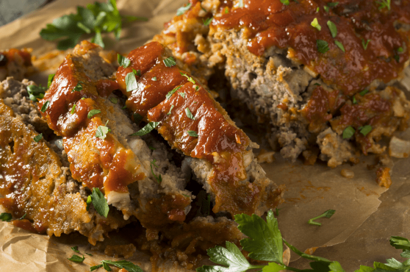 How to Reheat Meatloaf (4 Simple Ways)