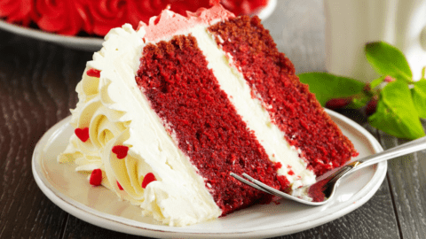 Birthday Dessert Ideas: Red Velvet Cake