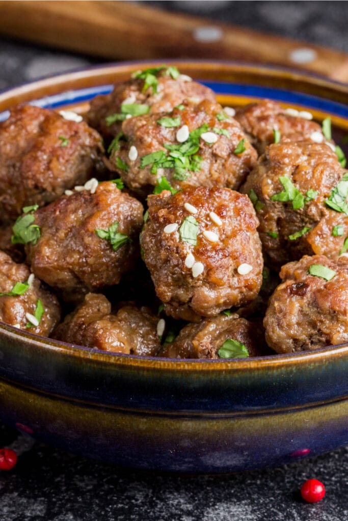 Meatballs with Sesame Seeds and Parsely