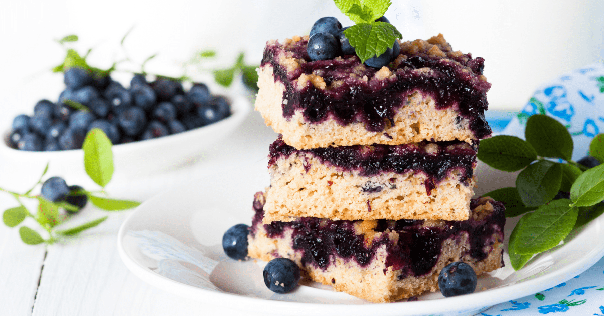 Blueberry Desserts - Blueberry Crumble Cake
