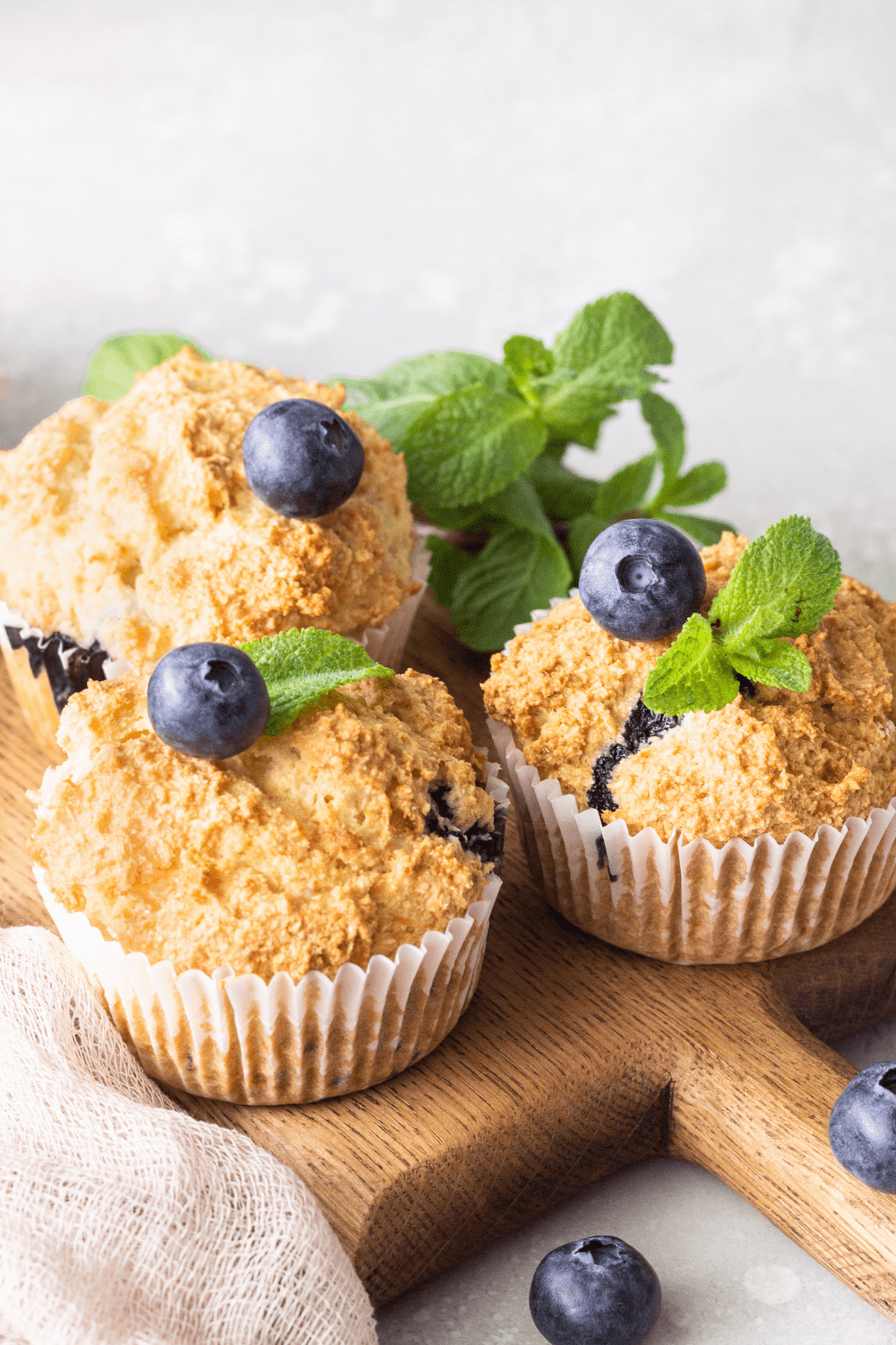 Starbucks Blueberry Muffins (Copycat Recipe) - Insanely Good