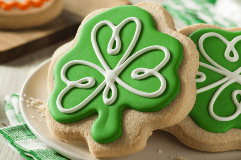 25 Traditional Irish Dessert Recipe Collection