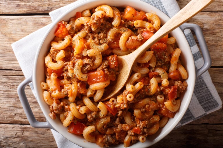 24 Ground Beef Crock Pot Recipes Insanely Good   Goulash With Ground Beef 768x512 