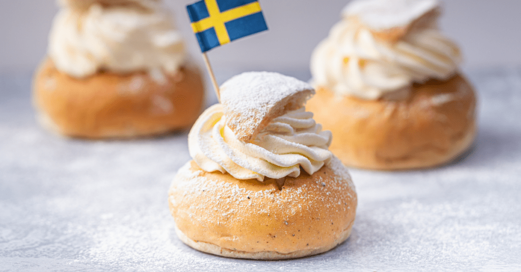 Featured image of post Swedish Desserts For Christmas - (nzd) kr norwegian krone (nok) ₱ philippine peso (php) $ singapore dollar (sgd) ₫ vietnamese dong (vnd) r south african rand (zar) kr swedish krona (sek) there are 17422 christmas desserts for sale on etsy, and they cost $20.23 on average.