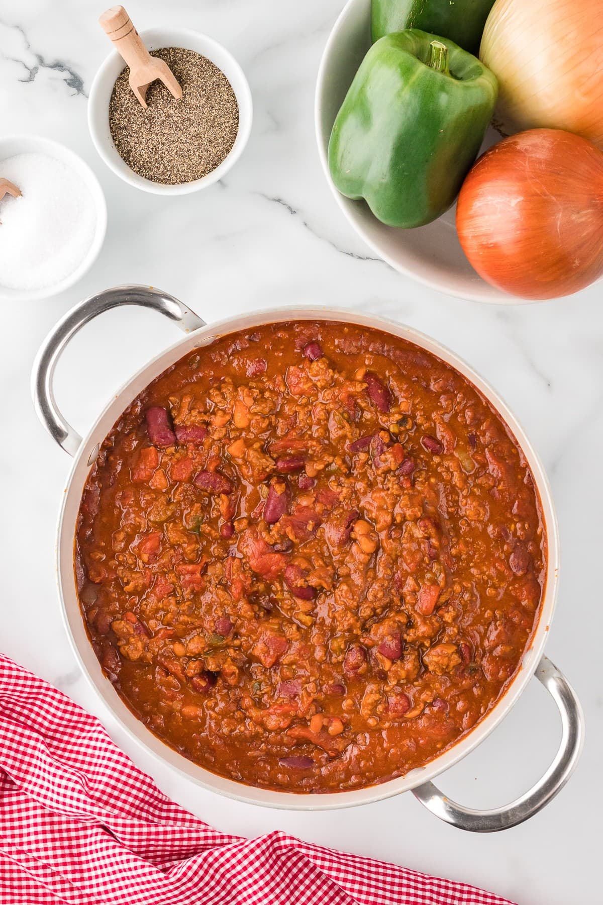 Wendy's copycat chili in a Dutch oven, top view