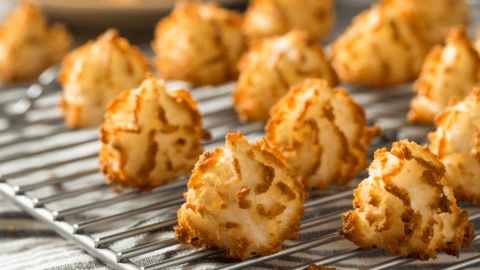 Homemade Coconut Macaroons