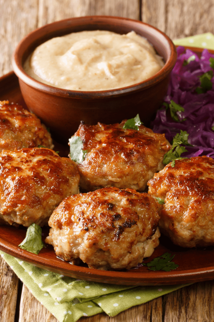 Meatballs with Red Cabbage and Dipping Sauce