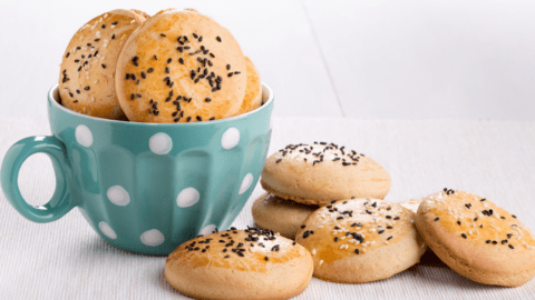 Shortbread Cookies with White and Black Sesame Seeds