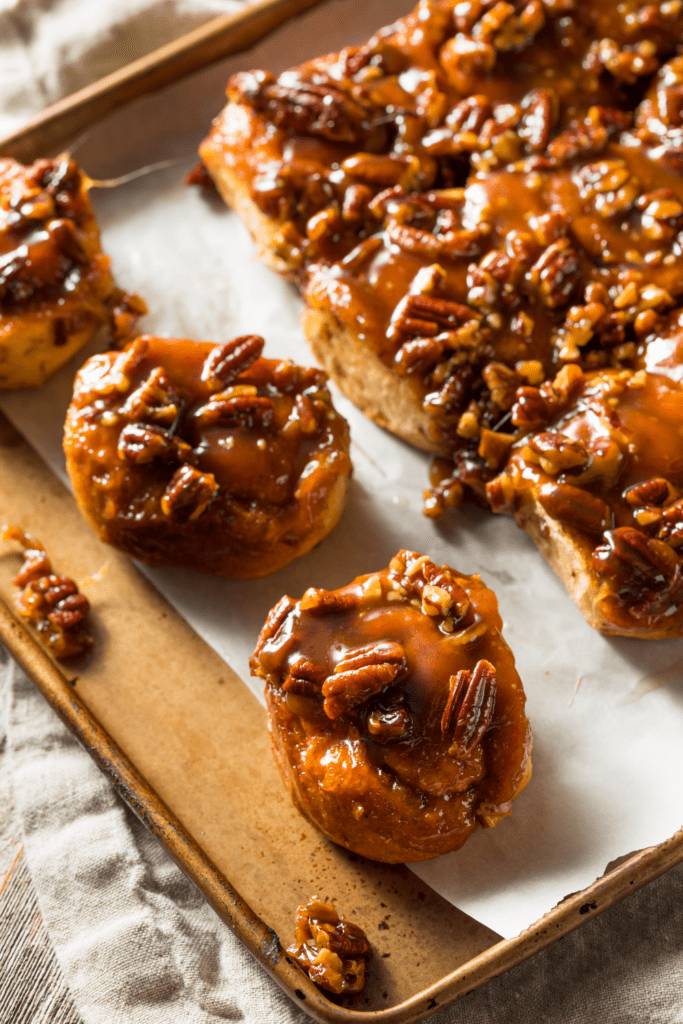 Sticky Buns with Pecan Nuts