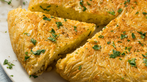 Homemade Spaghetti Omelette with Parsely