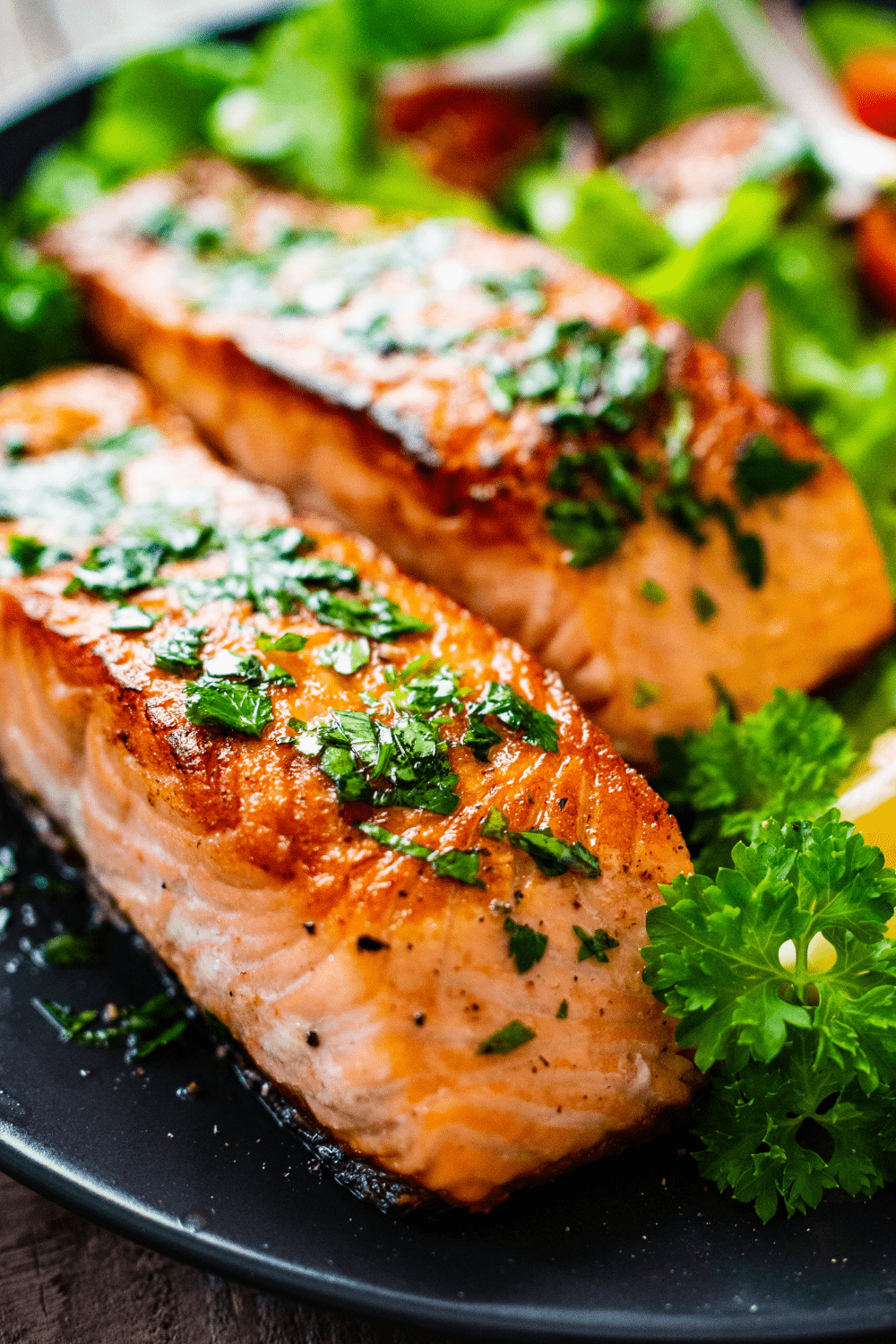 Salmon fillet with herbs