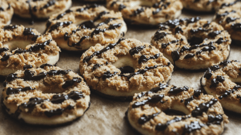 Samoan Dessert: Coconut and Caramel Cookies