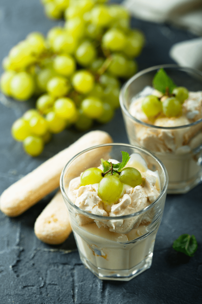 20 Best Grape Desserts - Insanely Good