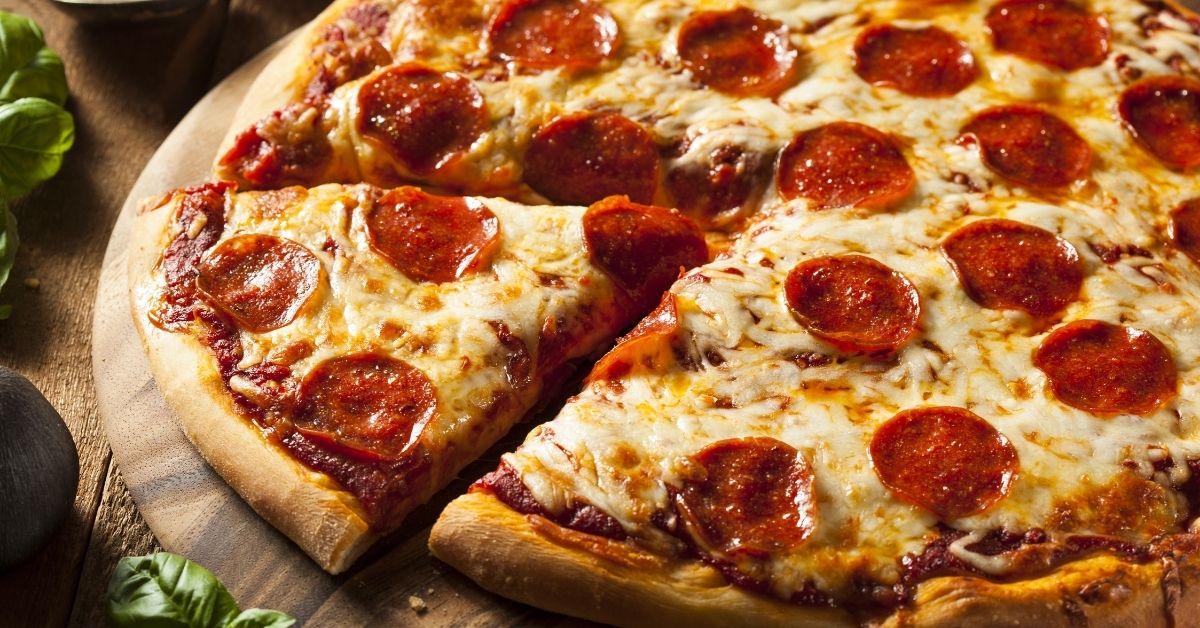 Homemade Cheesy Pepperoni Pizza