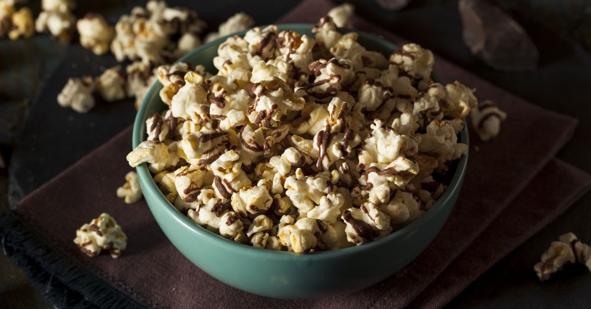 25 Best Flavored Popcorn Recipes - Insanely Good