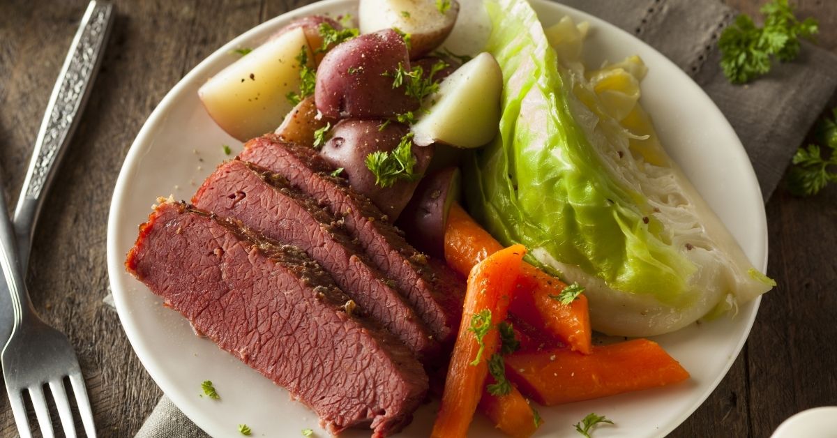 Homemade Corned Beef with Cabbage, Carrots and Potatoes