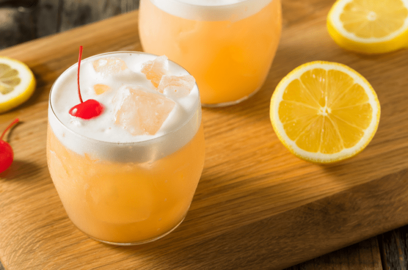 30 Easy Cocktail Recipes