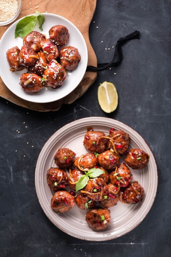 Sweet and Spicy Cocktail Meatballs
