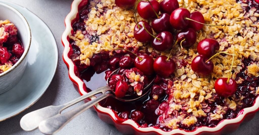 24 Easy Cherry Desserts - Insanely Good