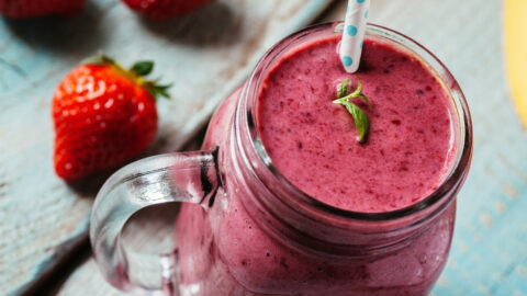 Frozen Banana and Strawberry Smoothie