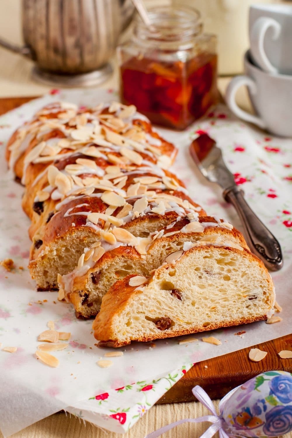 25 Best Sweet Bread Recipes Insanely Good   Braided Sweet Bread With Zest Orange And Raisins 