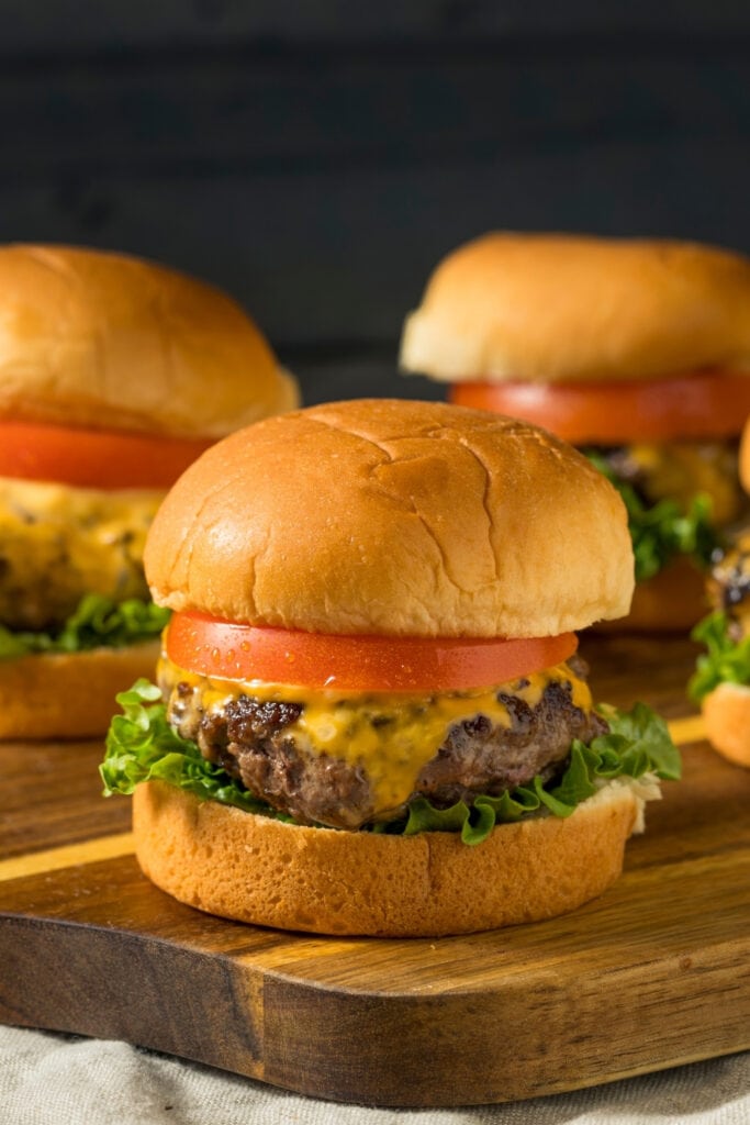 Cheeseburger Sliders with Tomatoes and Lettuce
