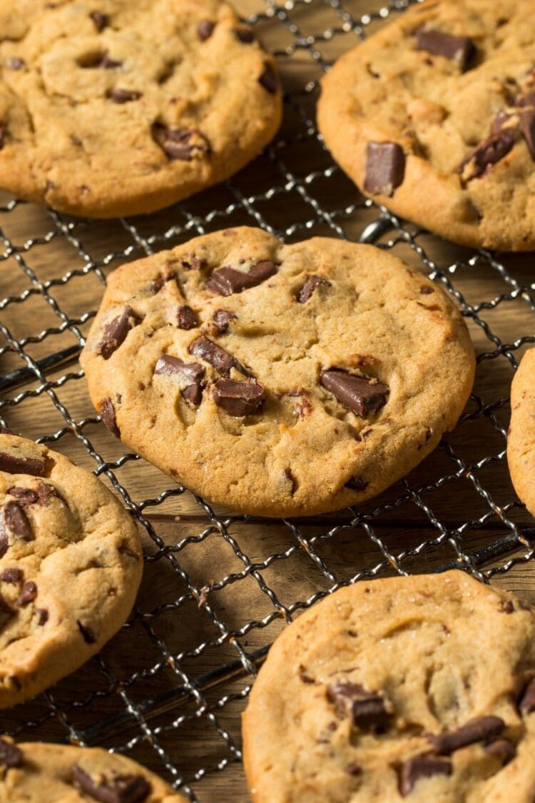 Subway Chocolate Chip Cookies - Insanely Good