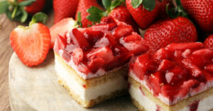 Fresh Strawberry Cake