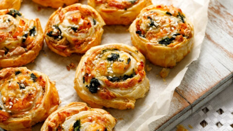 Spinach Pinwheels Pastry with Cheese and Salmon