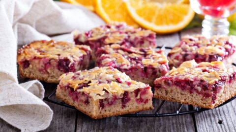 Caramel Berry Cake Bar with Almond Toppings