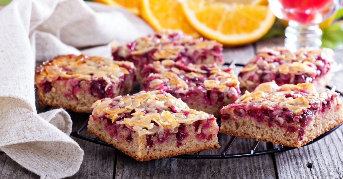 Caramel Berry Cake Bar with Almond Toppings