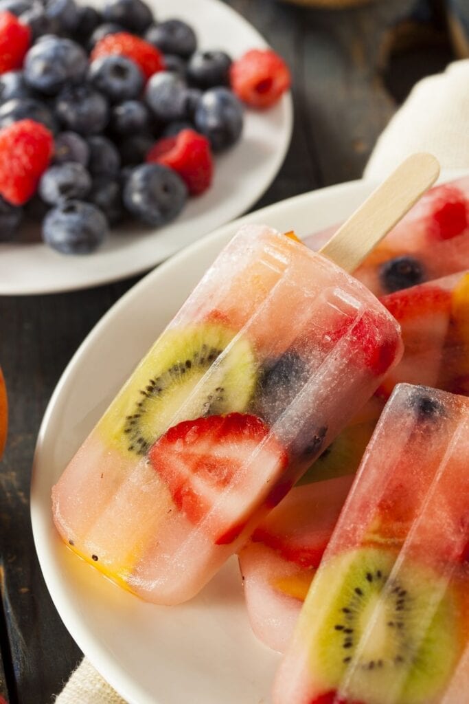 Frozen Fruit Berry Popsicles