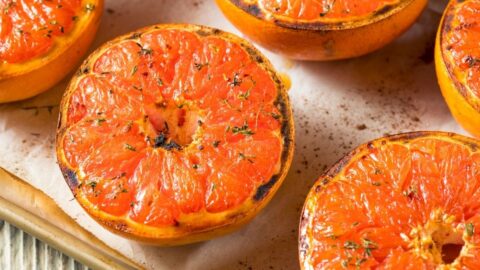 Homemade Grapefruits with Honey and Thyme