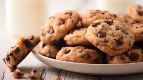 Homemade Vegan Chocolate Chip Cookies with Milk