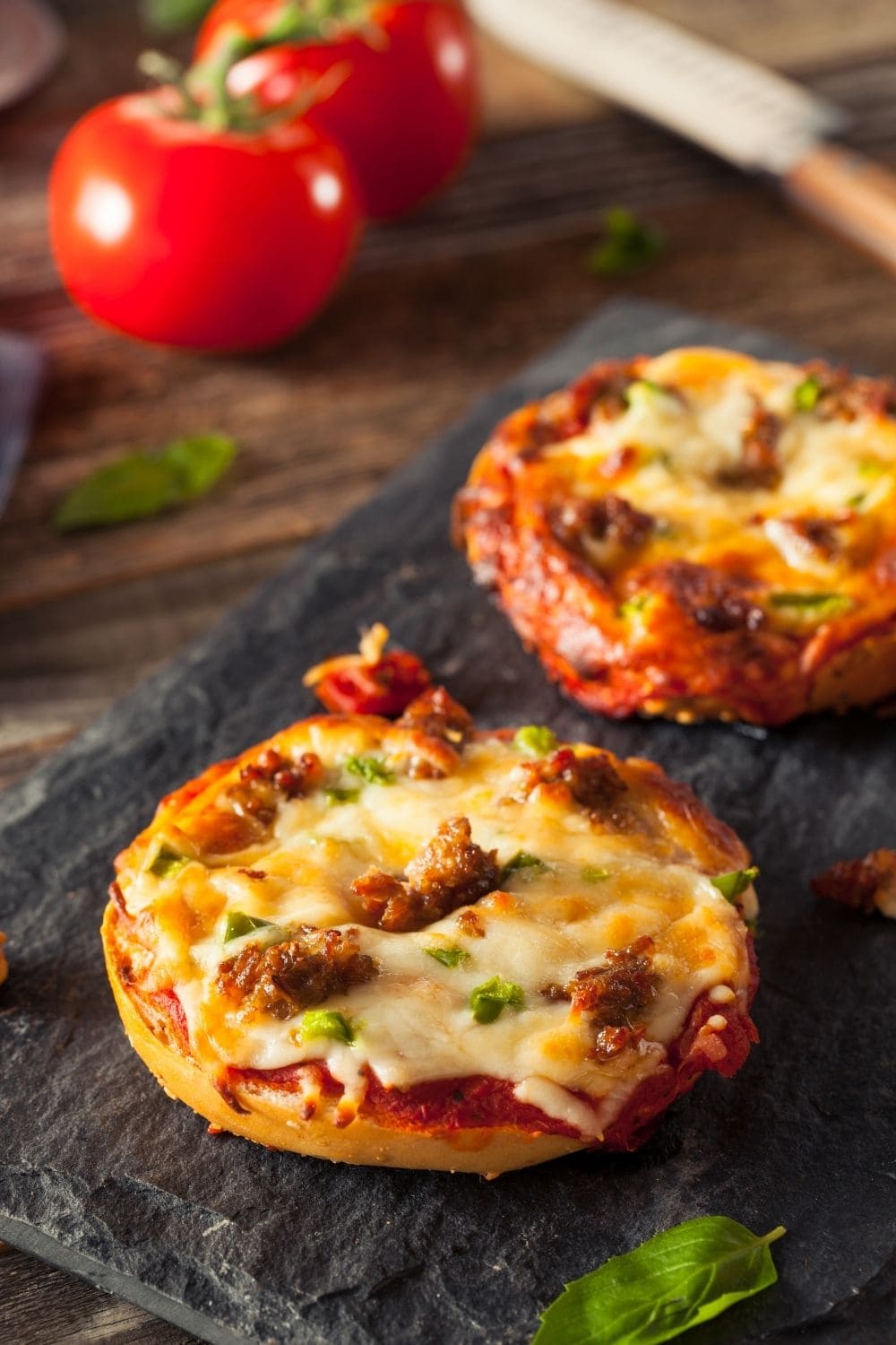 Baked toasted pizza bagels