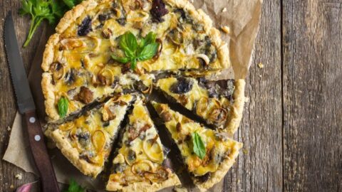 Sliced Leek Pizza with Mushrooms and Cheese