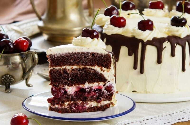 23 Best Winter Cakes to Make