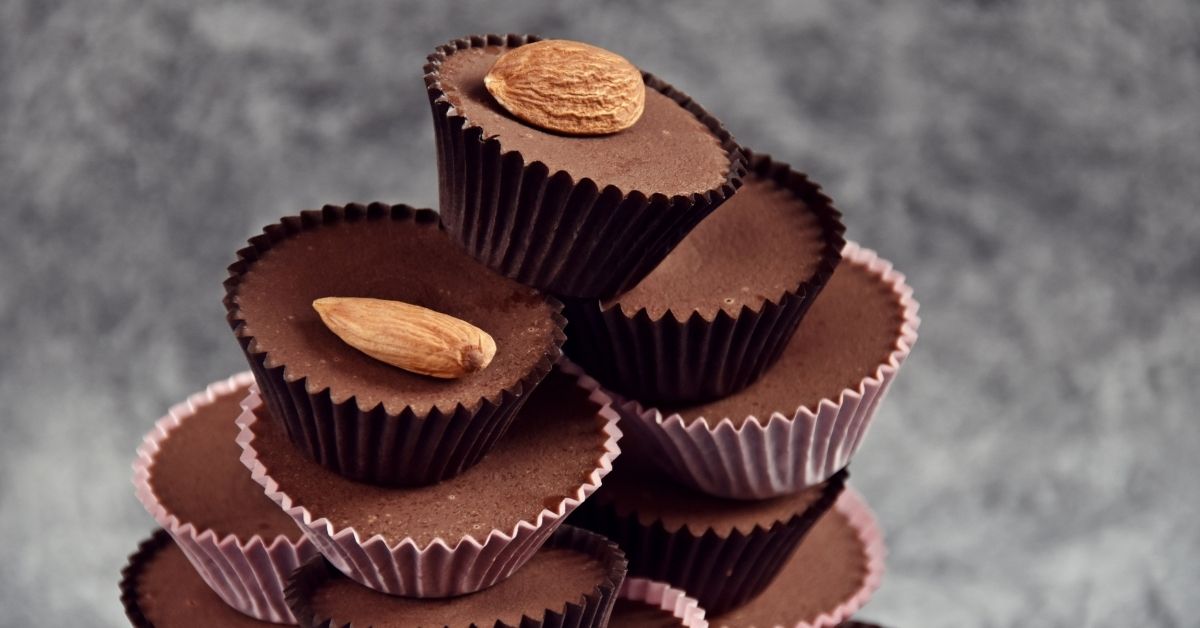 Sweet Chocolate Fat Bombs with Almonds