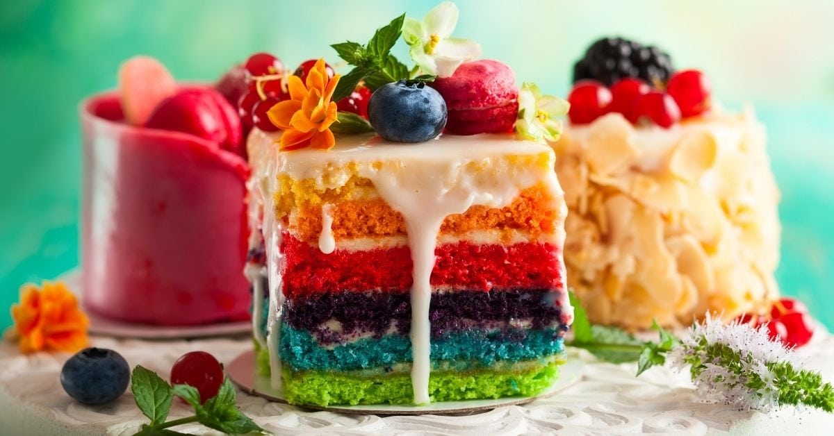 4  creative and unique birthday cake designs