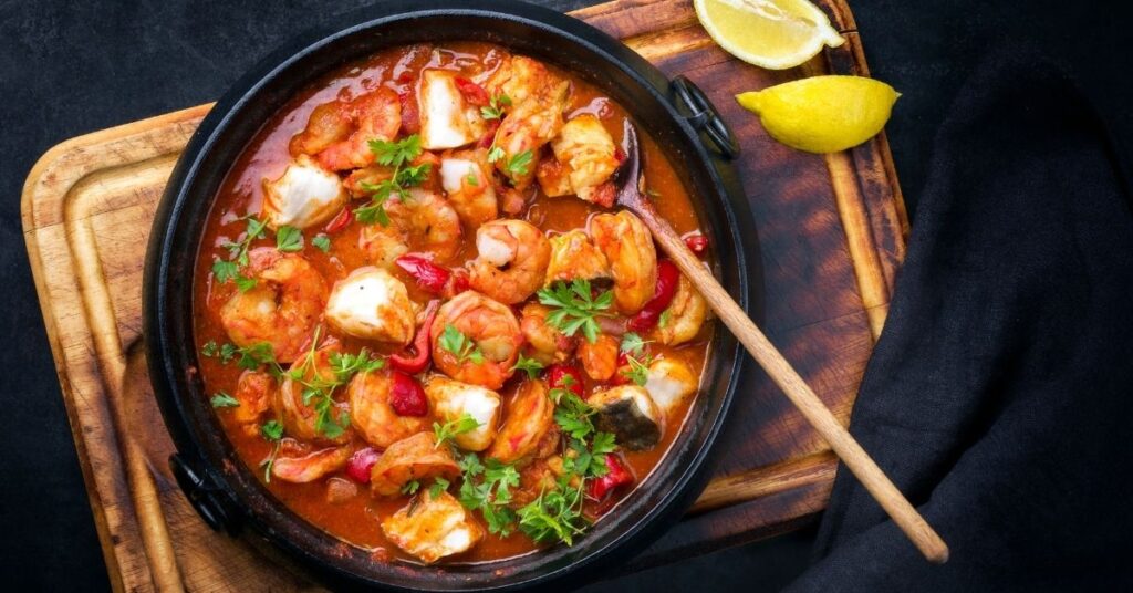 17 Desserts That Go With Seafood Insanely Good