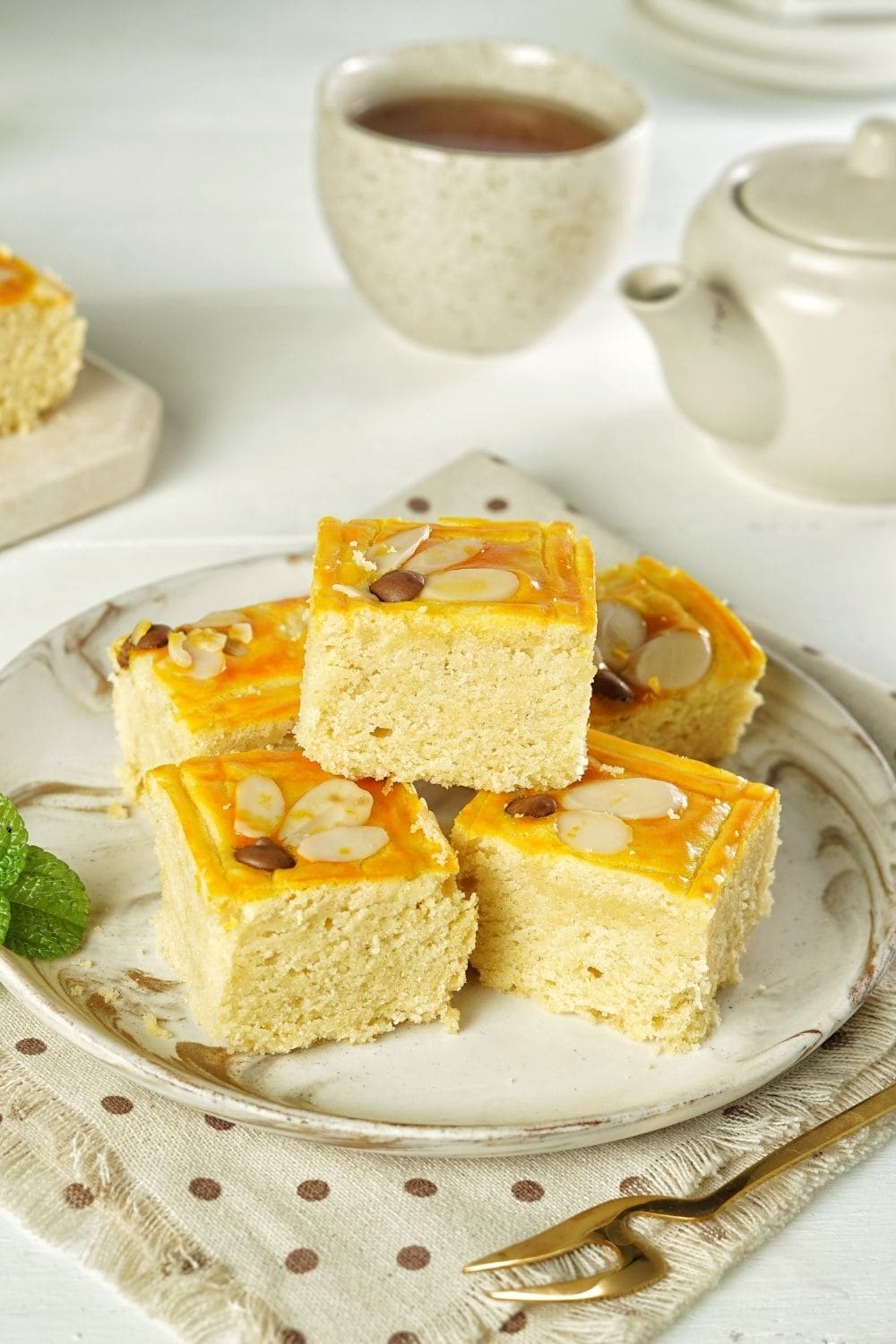 Sweet Butter Cake with Almonds and Coffee